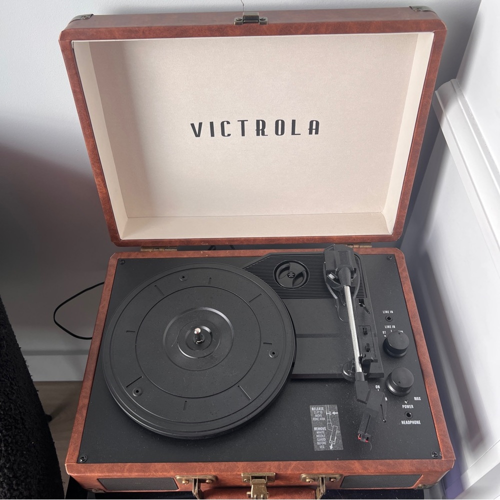 Black and Brown Turntable